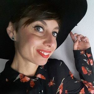 Meet your Posher, Alicia